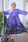 MUTCAT_TooDelight-mekko violetista Yrttitarha-viskoosista_1