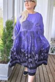 MUTCAT_TooDelight-mekko violetista Yrttitarha-viskoosista_7
